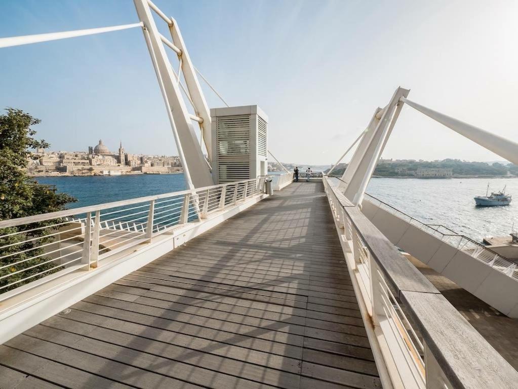 Apartment Spectacular Valletta And Harbour Views